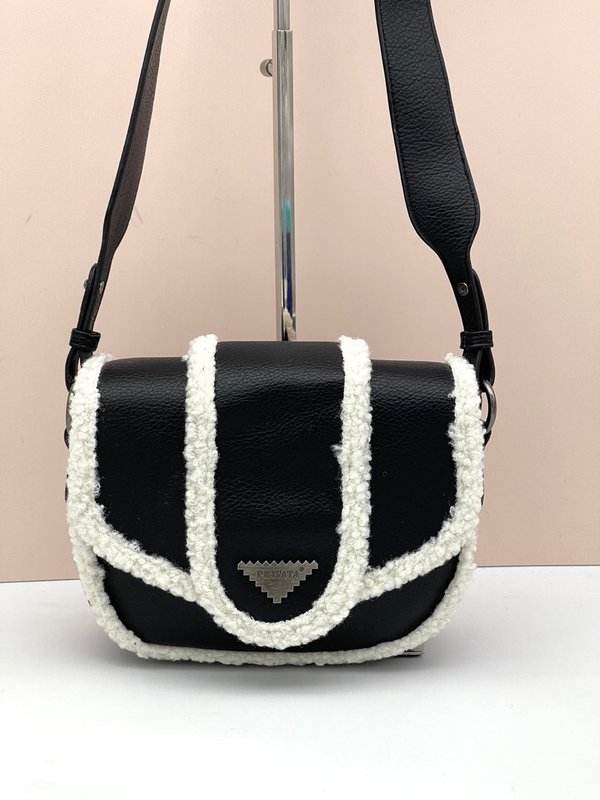 Bolso Bandolera Privata con Filo Borreguito (Negro)