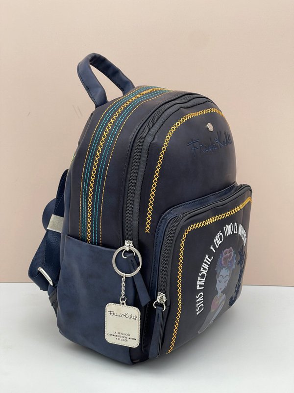 Mochila Frida Kahlo Sitting (Azul Oscuro)