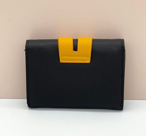 Cartera Negra Lazo Amarillo