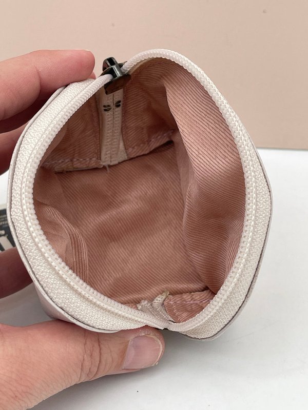 Monedero Labrado Crudo (Privata)