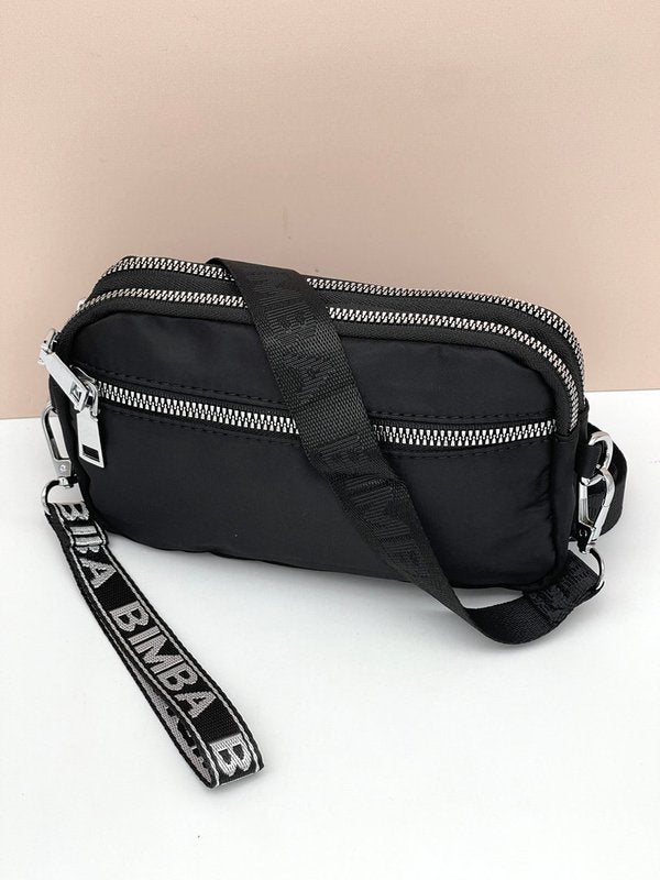 Bolsito Tres Cremalleras Negro