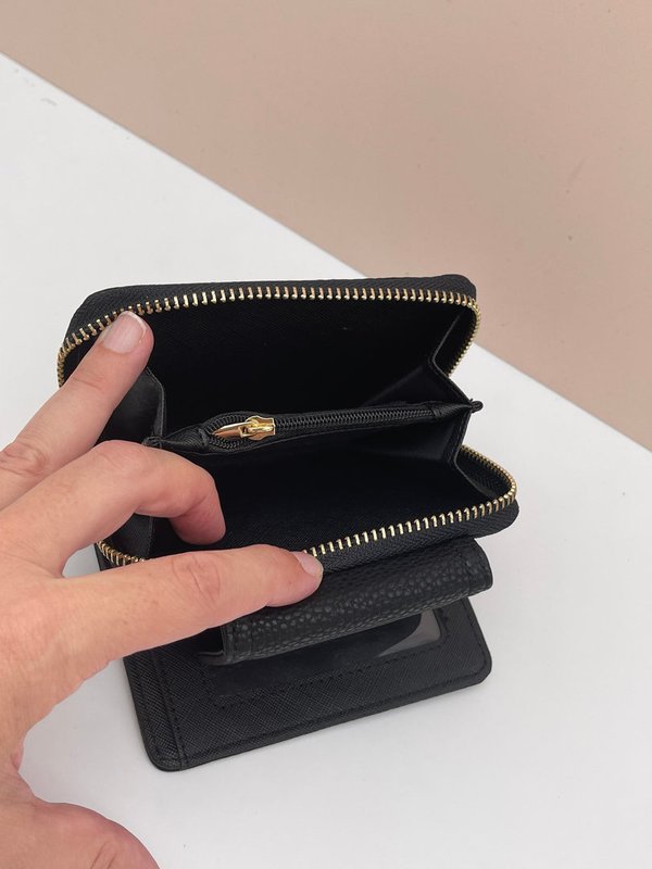 Cartera Negra Solapa