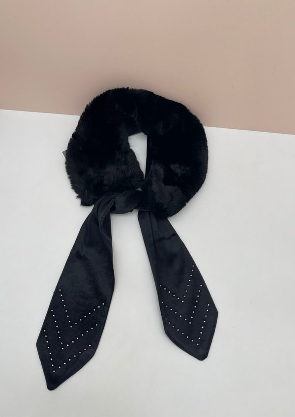 Bufanda de Pelito y Tachuelas