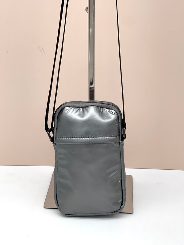 Bolsito para Móvil Gris Metalizado