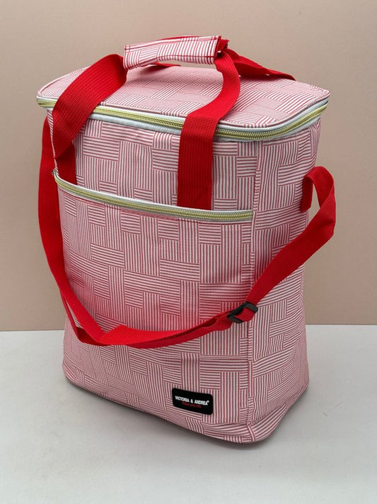 Nevera Vicotia & Andrea Grande