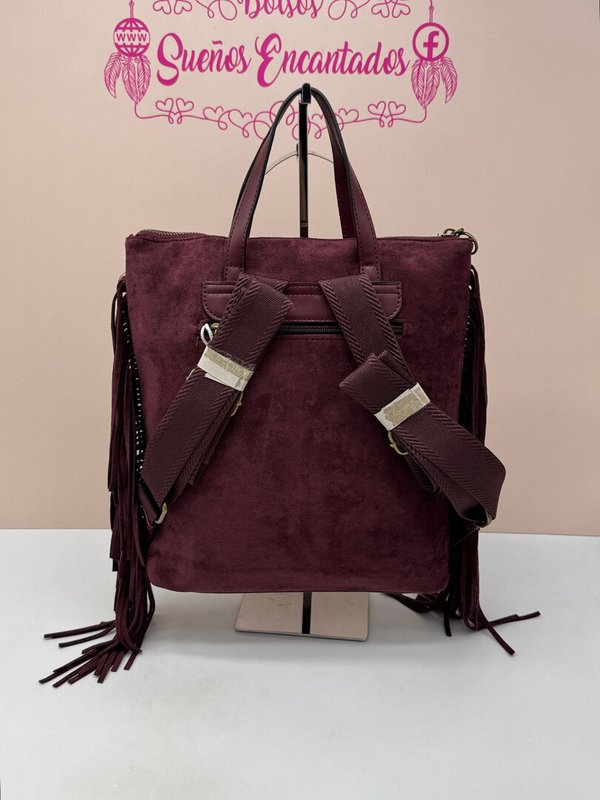 Mochila Tachuelas con Flecos