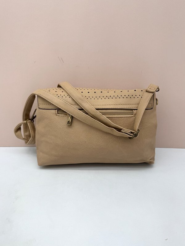 Bolso Bandolera Beige Perforado