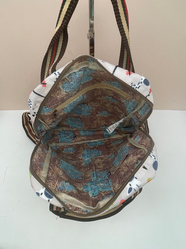 Mochila Impermeable Antirrobo Estampado Dinosaurios