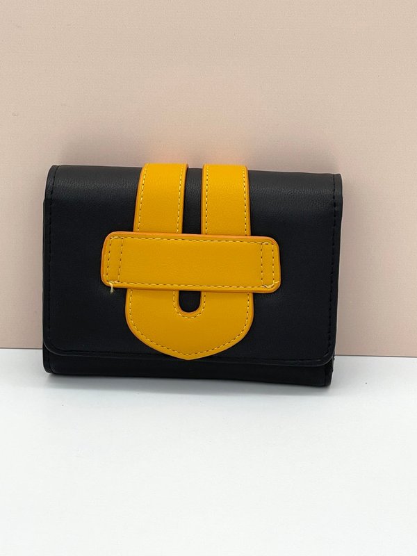 Cartera Negra Lazo Amarillo