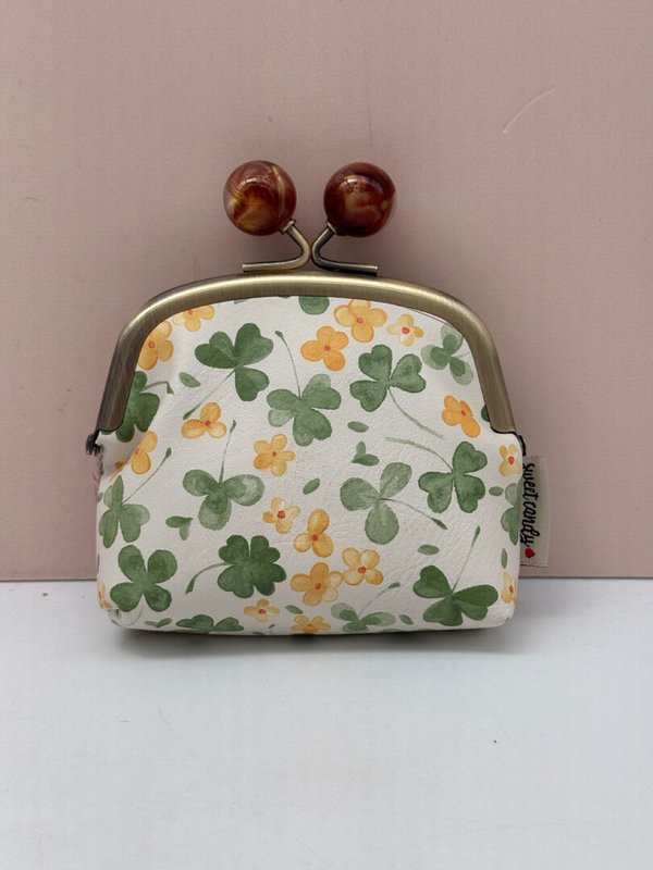 Monedero Sweet Candy Cierre Bolas de Nácar Clohé