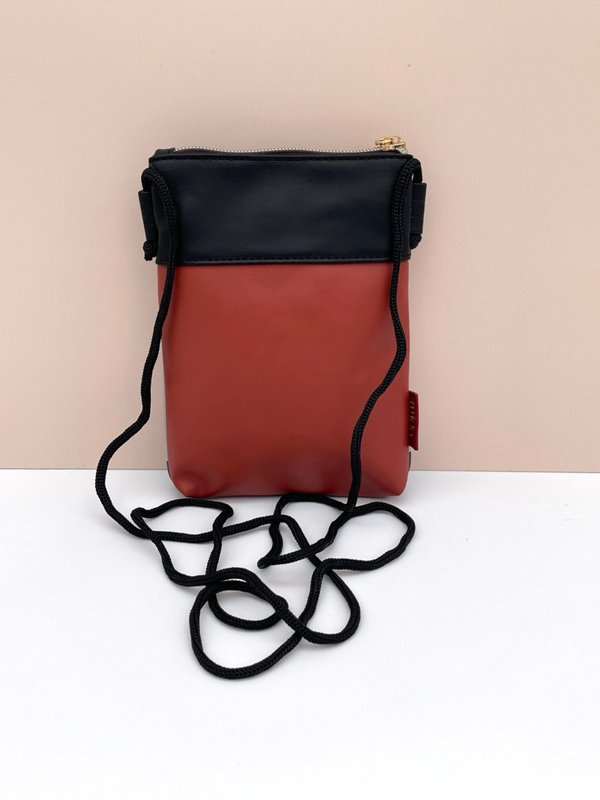 Bolsito Bandolera Nikky Joe