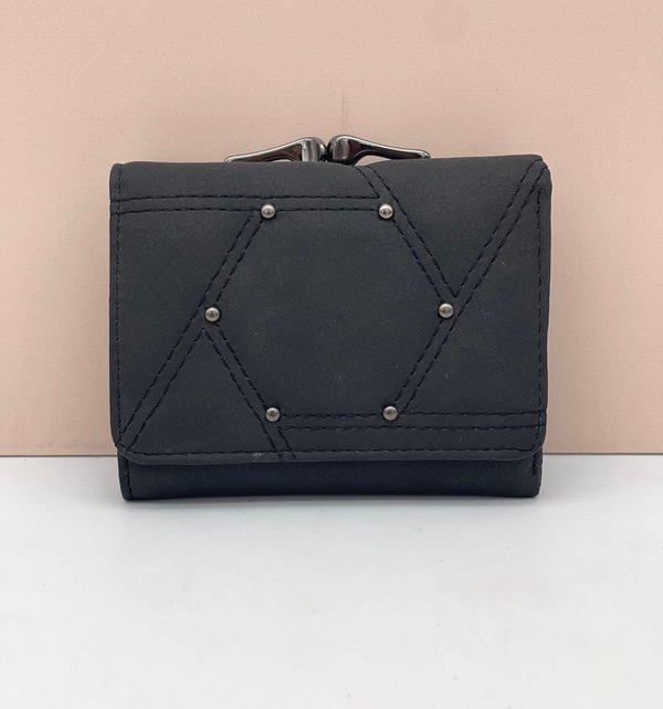 Cartera Negra Tachuelas