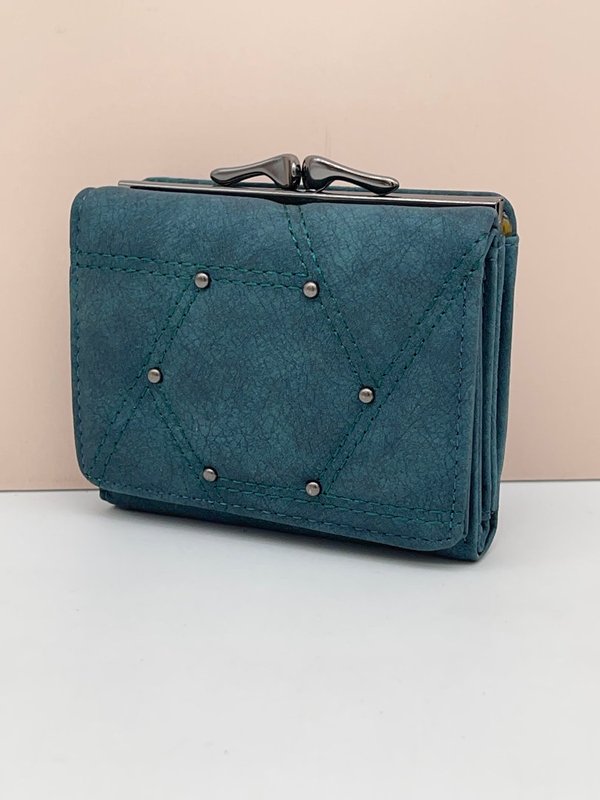 Cartera Verde Tachuelas