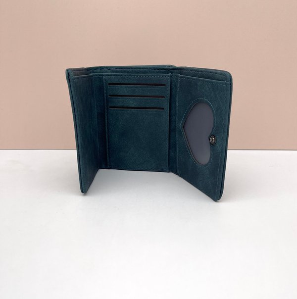 Cartera Verde Tachuelas