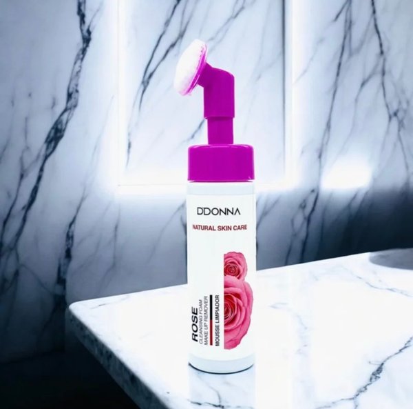 Limpiador Facial en Mousse Rosa con Aplicador