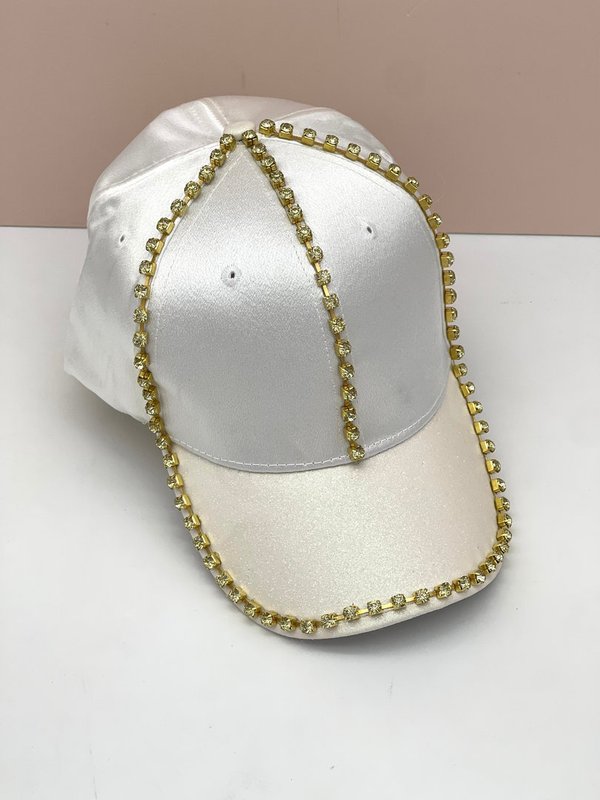 Gorra Blanca con Brillantes (Marca Gloko)
