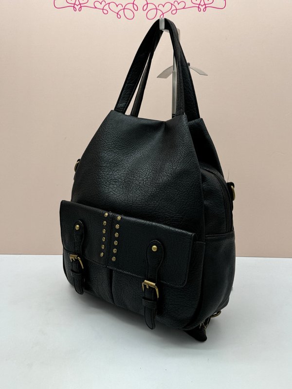 Mochila / Bolso Negra con Bolsillo Delantero