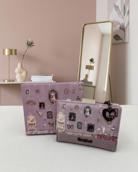 Cartera de mujer Sweet Candy lila vintage con estampado de perrito bulldog frances y caja de regalo a juego en decoracion moderna
