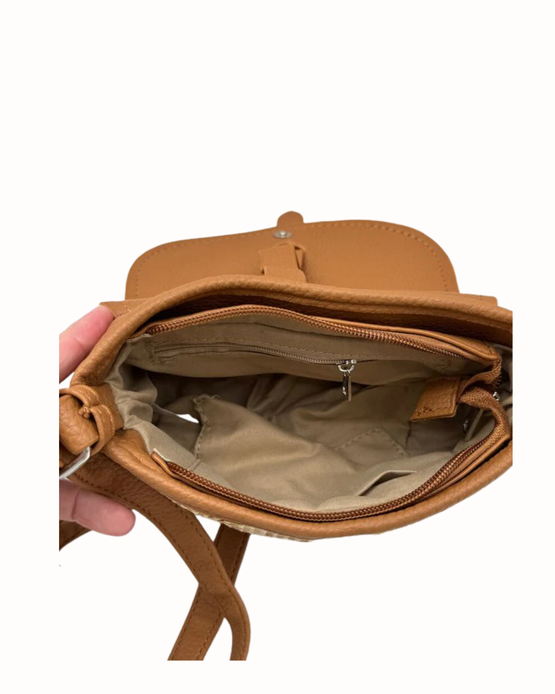 Bolso Bandolera de Rafia y Piel Camel con Textura Espiga