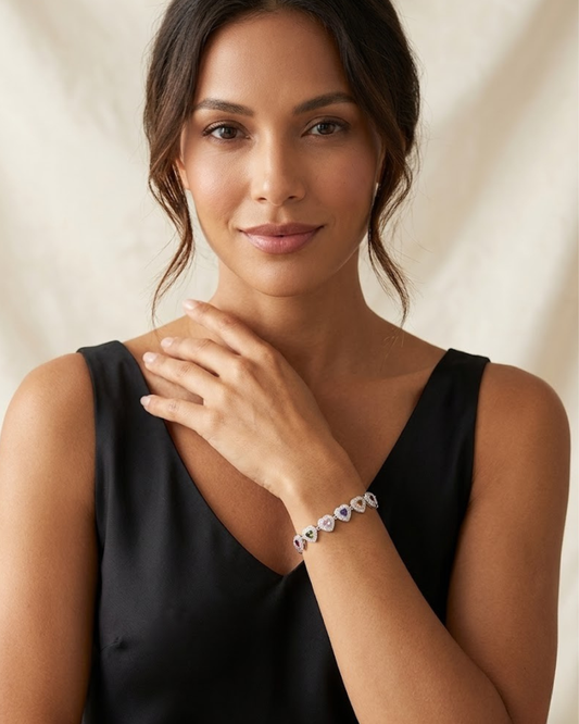 Pulsera de Lujo Corazones de Cristal Multicolor – Elegancia y Brillo Exclusivo