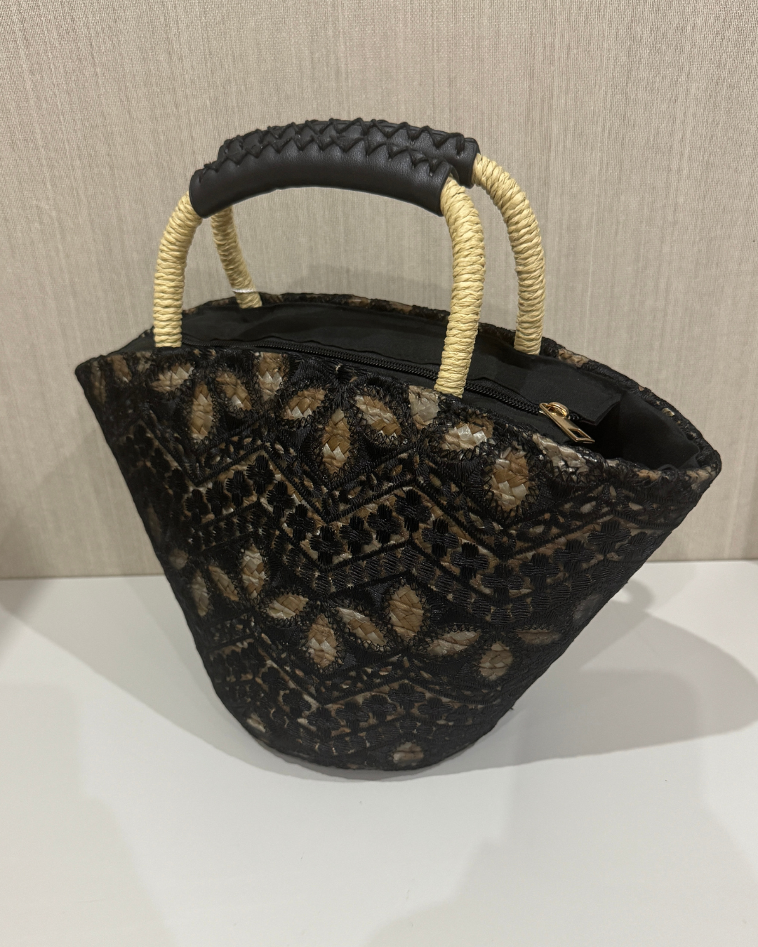 Bolso Capazo Negro de Encaje – Estilo Boho Chic Rafia