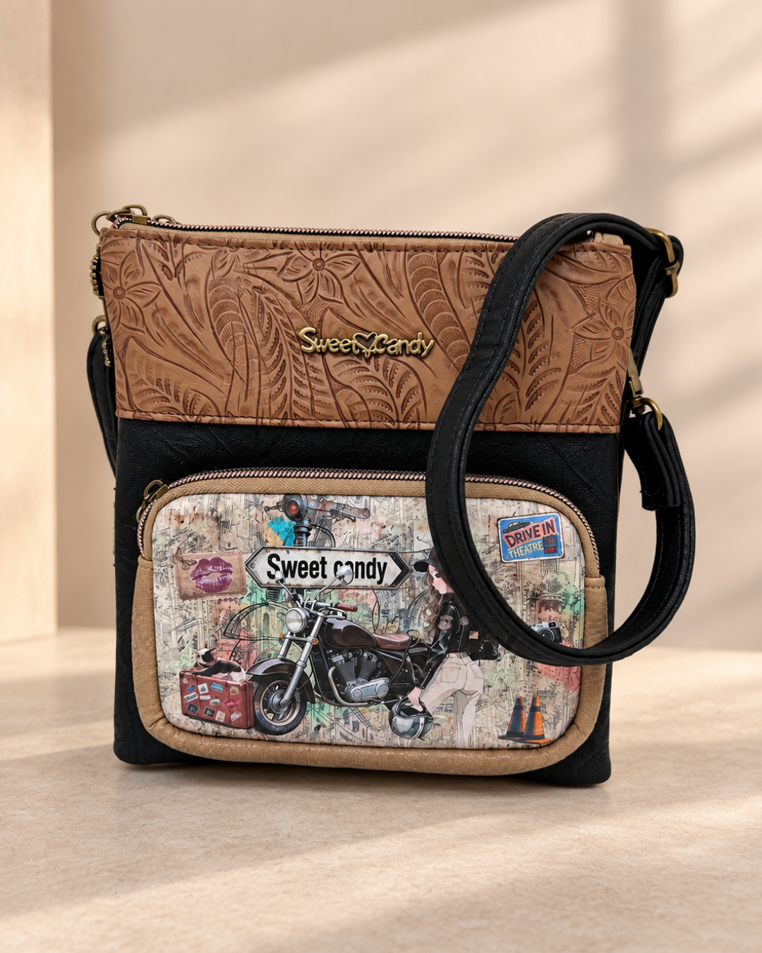 Bolso Bandolera Sweet Candy Negro y Camel con Estampado Vintage Moto
