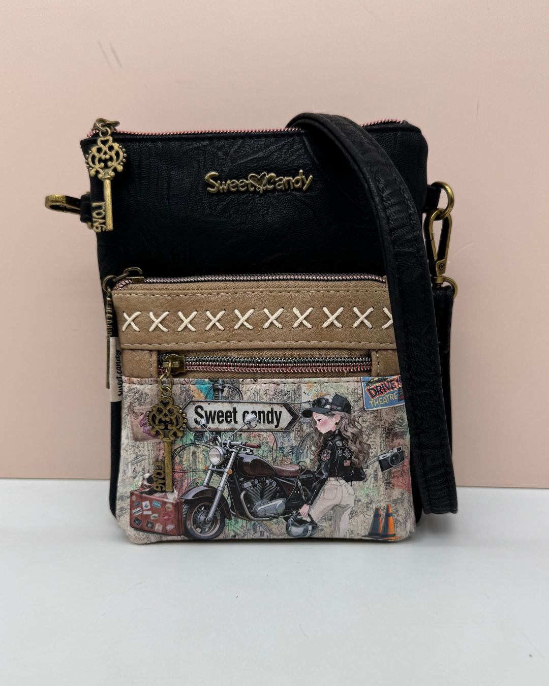 Bolso Bandolera Sweet Candy Negro con Estampado Motero Vintage