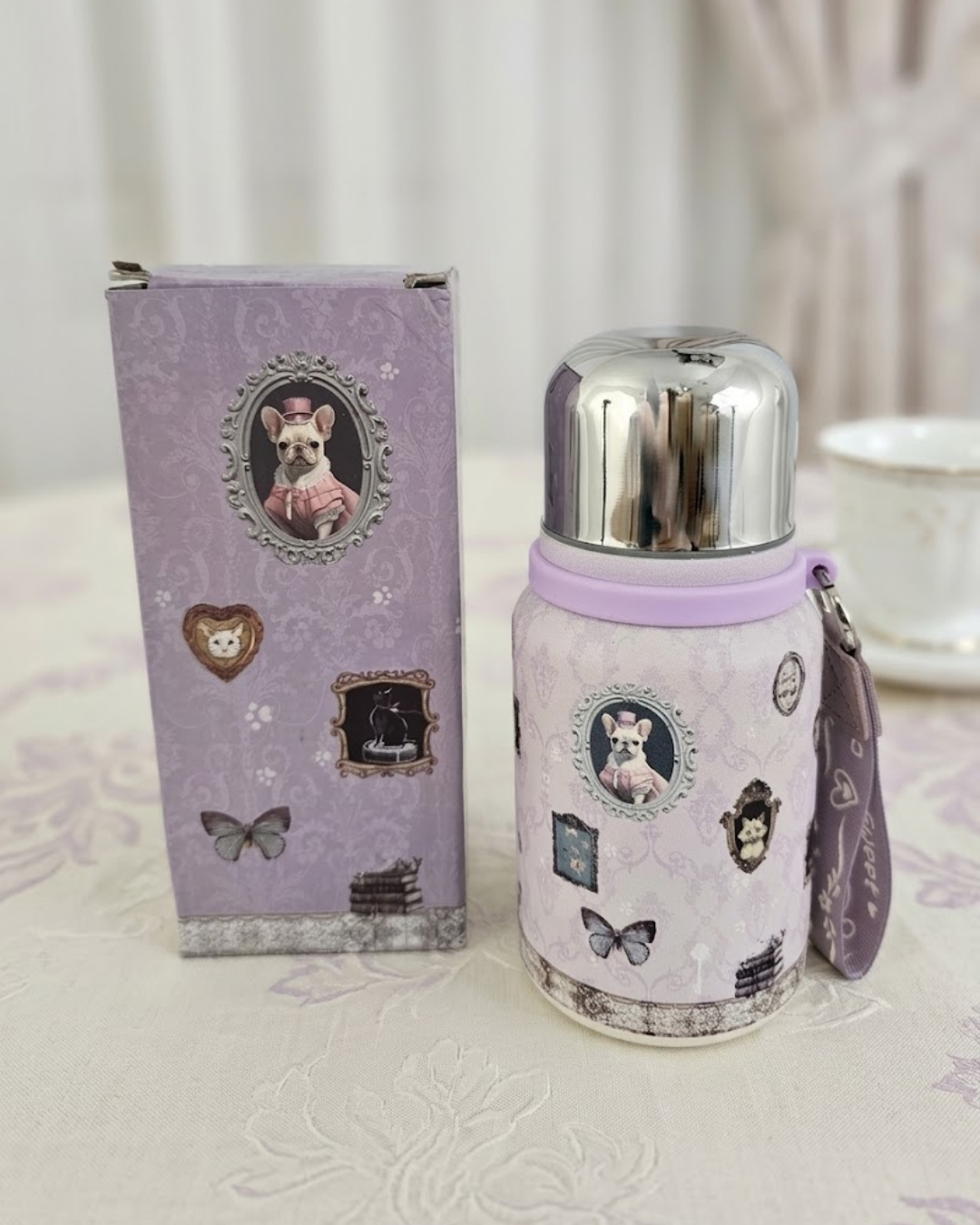 Termo Sweet Candy lila pastel con estampado de bulldog frances vintage y caja a juego edicion limitada